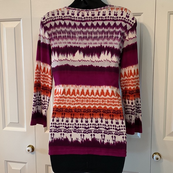 Long Sleeve Fun Printed Top with Sequin Detailing - Picture 3 of 4